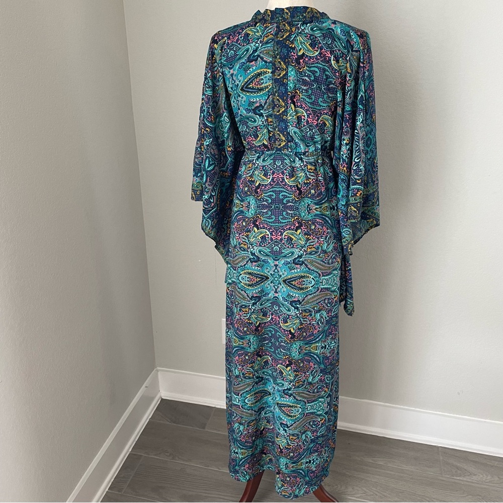 Elegant Blue Paisley Maxi Dress - Picture 6 of 8